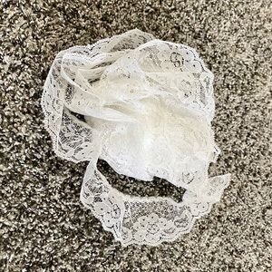 Vintage Lace Trim 4 Yards